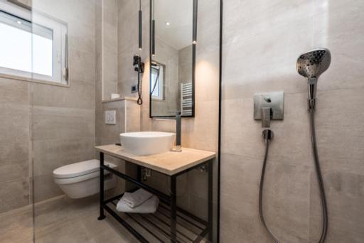 Rooms & Restaurant Matanovi Dvori Sukošan Εξωτερικό φωτογραφία